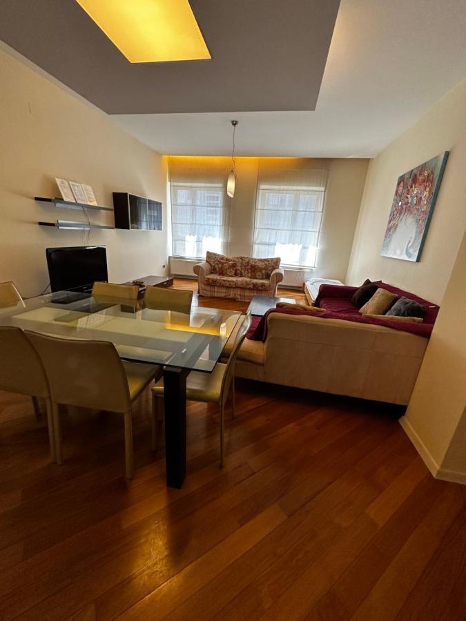 Apartments City Wellness Center Zagreb Bagian luar foto